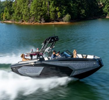 Build Custom Wake Boat | Heyday® Wake Boats